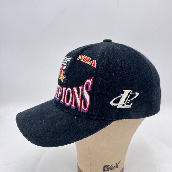 Chicago Bulls Champion Logo Athletic NBA One Size Fits All Black Snapback Hat - Picture 3 of 11